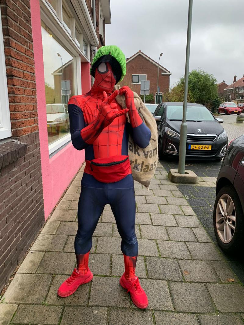 Spiderman Piet bij Mijn tweede thuis